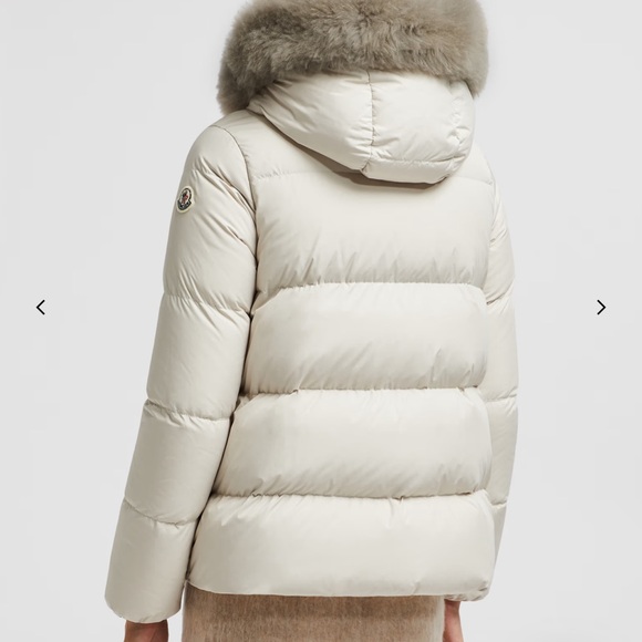 White Moncler Laichefur Hooded Short Down Jacket - Picture 5 of 16
